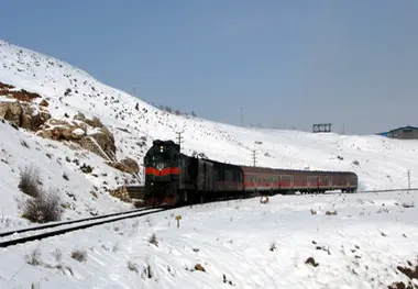 جابه‌جایی 140 هزار مسافر با قطار در ایام برف و بوران
