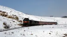 برف روی ریل و تلاش‌ راه آهن در بازگشایی محورهای مواصلاتی