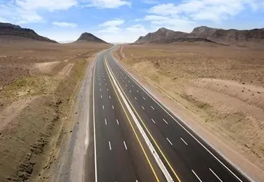 فیلم| موج سواری خودروها در شاهراه ترانزیتی پر از چاله ایران به اروپا