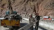 اتوبان اصفهان شیراز معطل خط های سفید 2 درصدی!