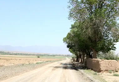 انجام عملیات محور خاکی روستای کلامو به قلعه نو خرقان از توابع شهرستان شاهرود