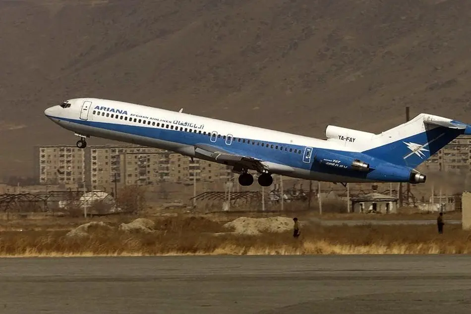 هواپیمای مسافربری افغانستان با ۸۳ مسافر سقوط کرد