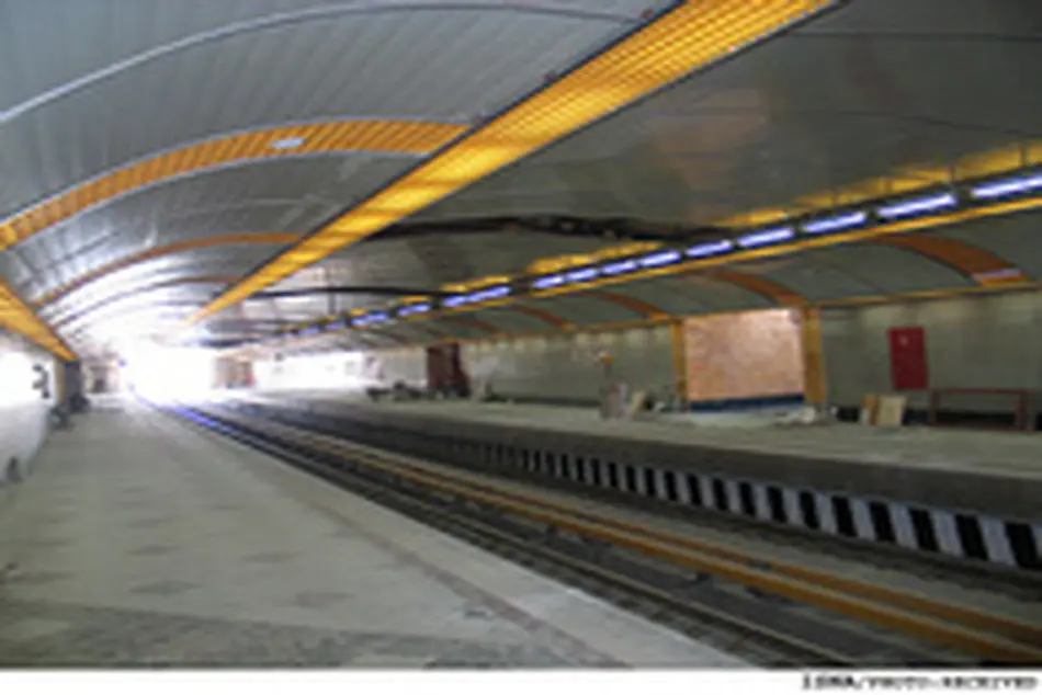 افزایش ضریب ایمنی شبکه مترو تهران در مواجهه با سوانح طبیعی