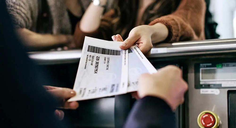 فروش بلیت چارتری هواپیما در تمامی مسیرهای داخلی همچنان ممنوع است