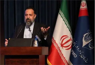 فیلم| سخنان قابل تامل عضو هیئت مدیره گروه کشتیرانی در یک مراسم 