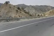 تکمیل و بهره برداری از عملیات راهسازی قطعه رانشی کیلومتر ۱۱ محور ایلام- مهران تا اواسط سال جاری 