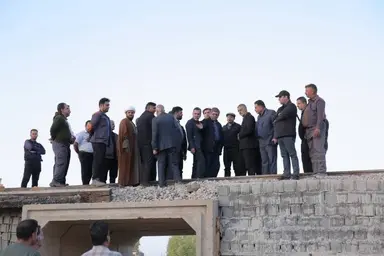 مرمت و آماده سازی پل ریلی آسیب‌ دیده یحیی‌ آباد کاشان