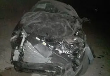 واژگونی تریلر حامل 6 خودرو در رودبار جنوب