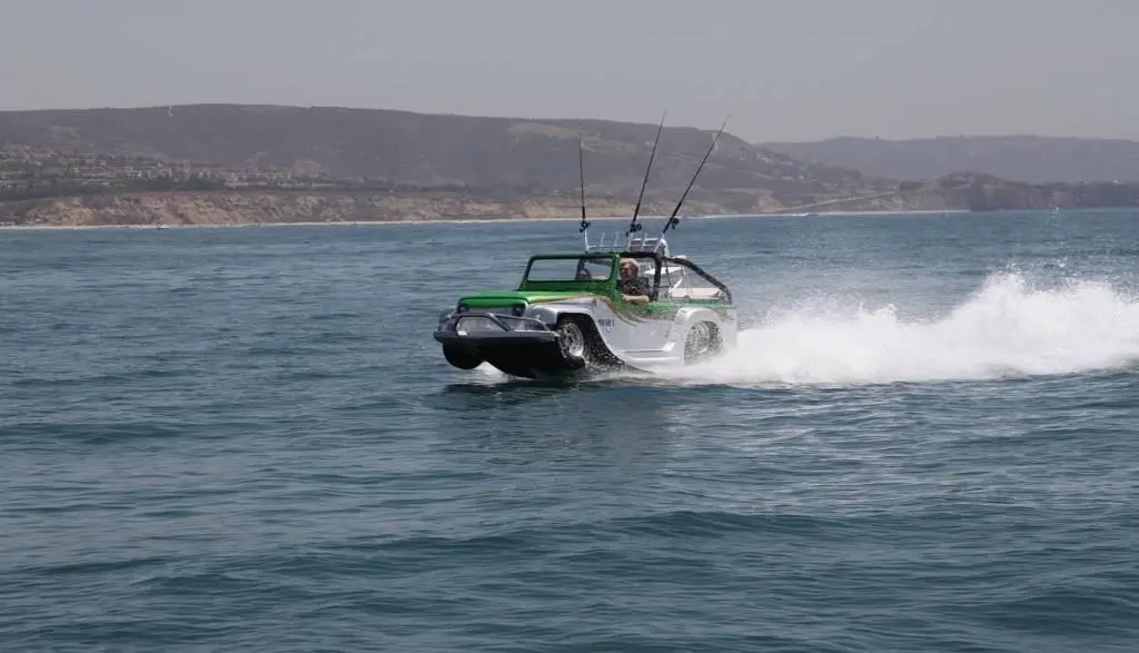 خودرو آبی خاکی پرودرایور